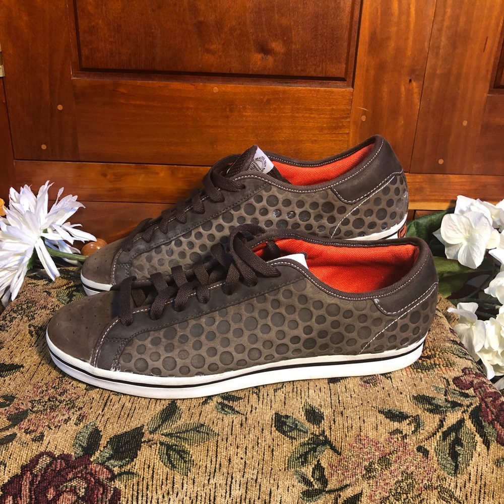 Adidas Sneakers